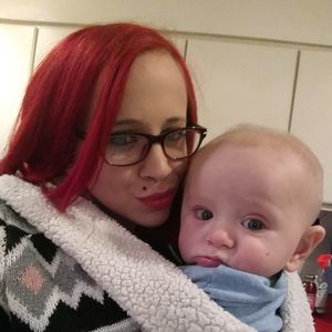 Meet your Posher, Elizabeth